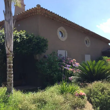 Vila La Vigne *