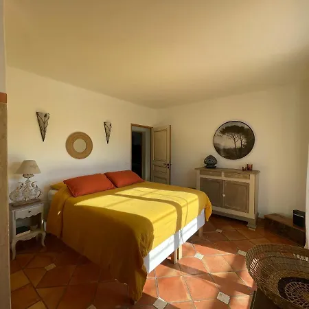 La Vigne Vila Cogolin